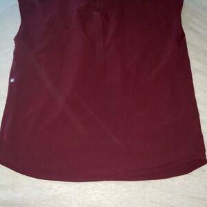 FIGS Rafaela Oversized Scrub Top-burgundy